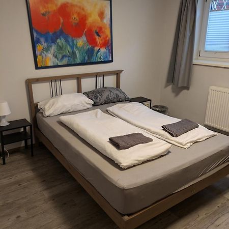 Nestoasewhv Zentrale Zimmer Zwischen City Und Suedstrand ヴィルヘルムスハーフェン エクステリア 写真