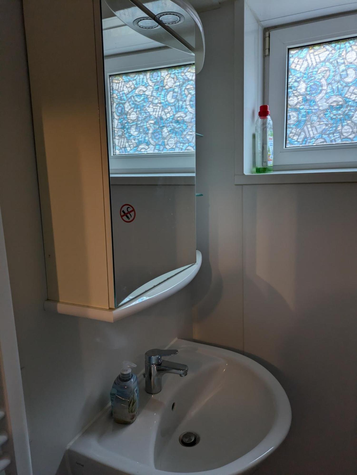 Nestoasewhv Zentrale Zimmer Zwischen City Und Suedstrand ヴィルヘルムスハーフェン エクステリア 写真